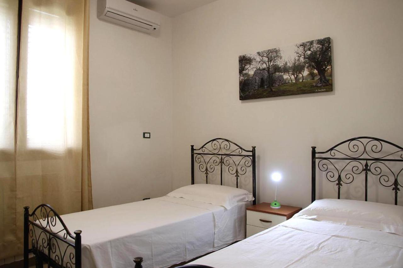 Bed and Breakfast Le Due Capanne à Castiglione d'Otranto Extérieur photo